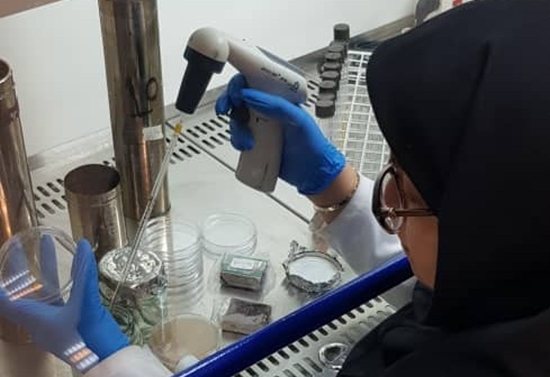 اقدامات و فعالیت‌های آزمایشگاه کنترل غذا و دارو در درمانگاه شفا در سی‌وششمین مراسم سالگرد بزرگداشت امام خمینی (ره) 